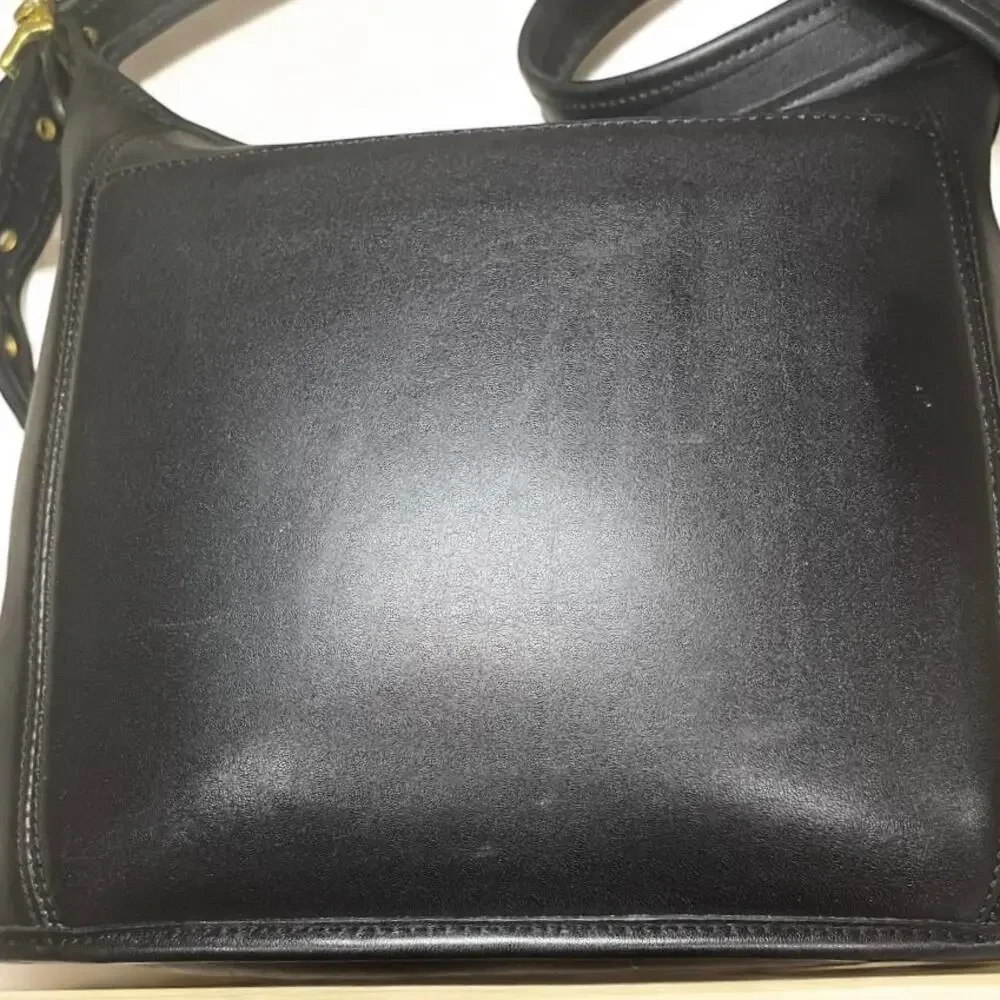 Vintage Coach 9816 Slim Duffle Medium Bag